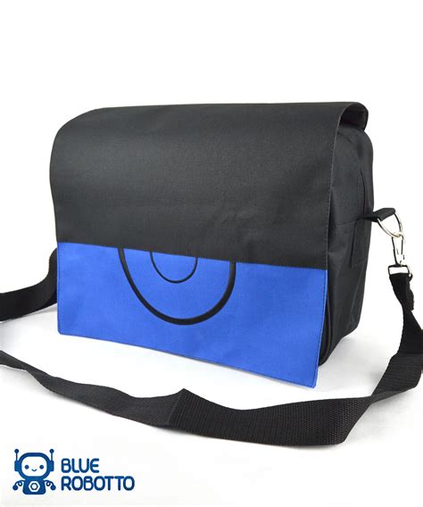 pokemon red bag trainer replica